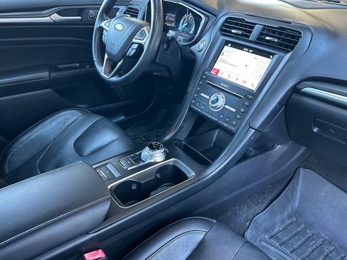 Used 2017 Ford Fusion Energi Titanium FWD image 14