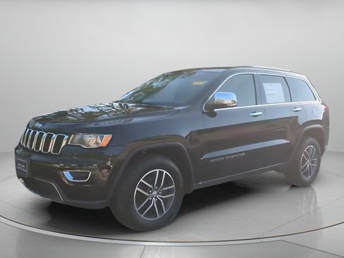 Used 2018 Jeep Grand Cherokee Limited AWD/4WD image 10