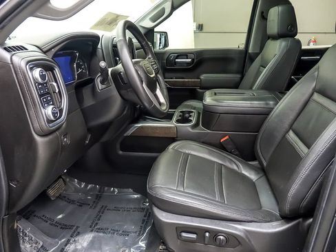 Used 2021 GMC Sierra 1500 Denali w/ Denali Premium Package AWD/4WD image 9