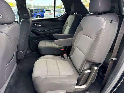 Used 2023 Chevrolet Traverse LT AWD/4WD image 20