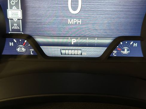 Used 2025 RAM 1500 Big Horn AWD/4WD image 10