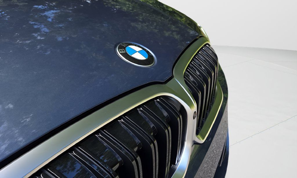 New 2026 BMW 330i Sedan w/ Premium Package RWD image 26