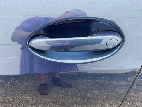 Used 2019 BMW X5 xDrive40i w/ Convenience Package AWD/4WD image 28