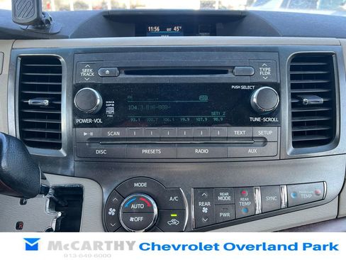 Used 2011 Toyota Sienna XLE image 14