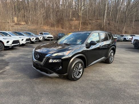 Used 2023 Nissan Rogue S image 8