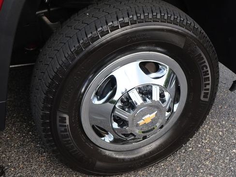 Used 2026 Chevrolet Silverado 3500 LTZ w/ LTZ Convenience Package AWD/4WD image 28