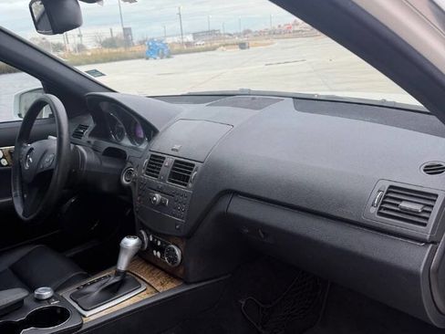 Used 2010 Mercedes-Benz C 350 Sport image 12