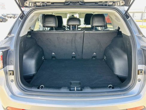 Used 2022 Jeep Compass Latitude image 24