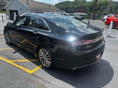 Used 2018 Lincoln MKZ Select w/ Select Plus Package AWD/4WD image 5