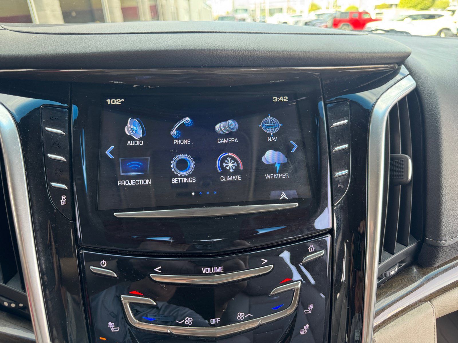 Used 2020 Cadillac Escalade ESV Luxury AWD/4WD image 28