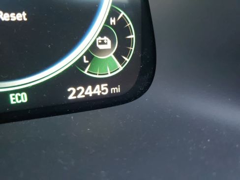 Used 2023 Hyundai Sonata Limited w/ Cargo Package image 7