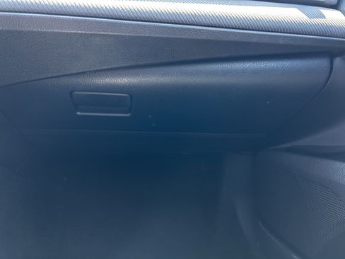 Used 2025 Toyota Camry SE FWD image 27