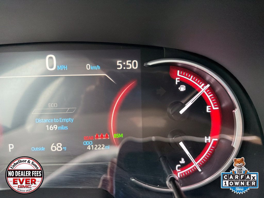 Used 2025 Toyota RAV4 XLE FWD image 26