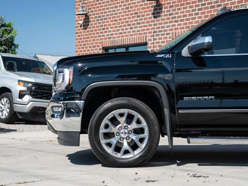 Used 2018 GMC Sierra 1500 SLT AWD/4WD image 4