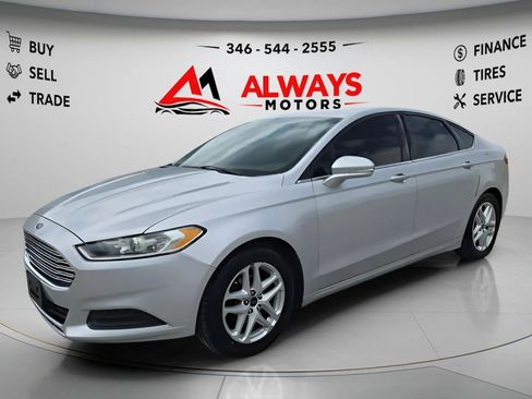 Used 2014 Ford Fusion SE FWD image 5