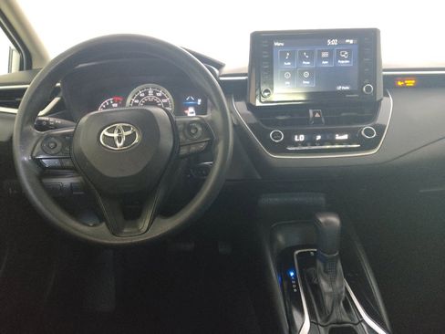 Used 2022 Toyota Corolla LE FWD image 22