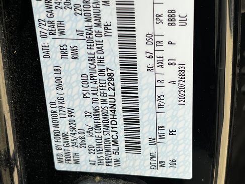 Used 2022 Lincoln Corsair Standard w/ Premium Package image 59