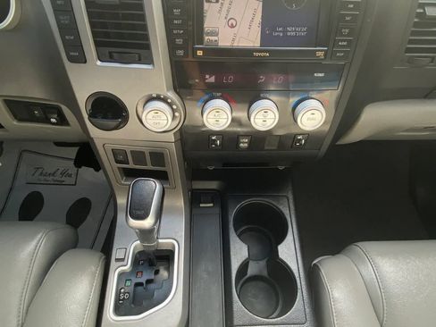 Used 2011 Toyota Tundra Limited w/ Memory Pkg RWD image 10