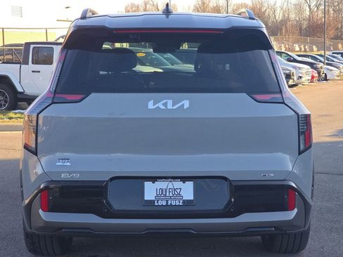 New 2026 Kia EV9 GT-Line image 16