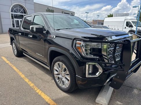 Used 2021 GMC Sierra 1500 Denali w/ Denali Ultimate Package AWD/4WD image 7