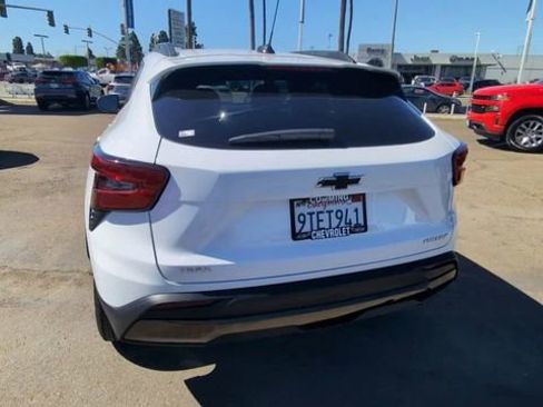Used 2025 Chevrolet Trax ACTIV w/ Driver Confidence Package image 7
