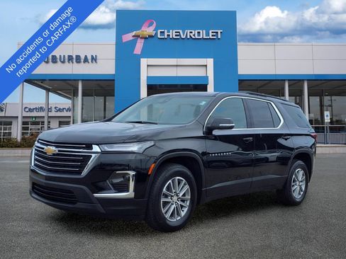 Used 2023 Chevrolet Traverse LT FWD image 1