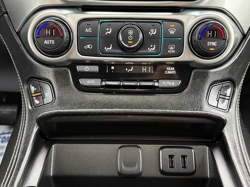 Used 2016 Chevrolet Suburban LTZ image 26