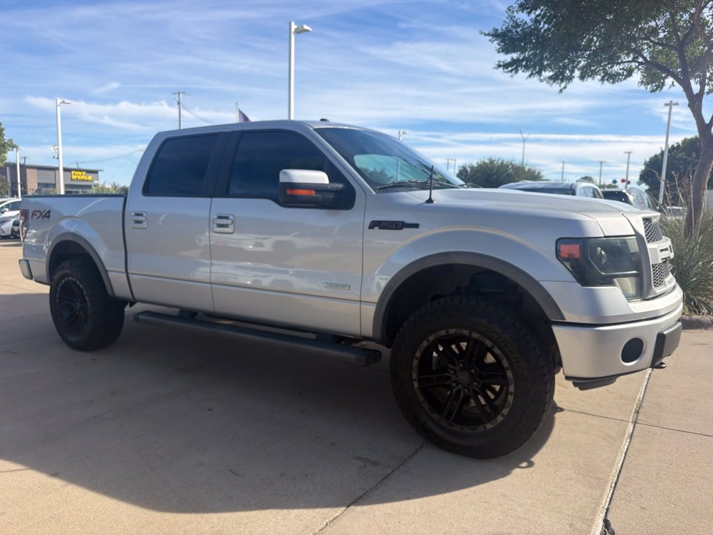 Used 2014 Ford F150 FX4 w/ Equipment Group 402A Luxury AWD/4WD image 17