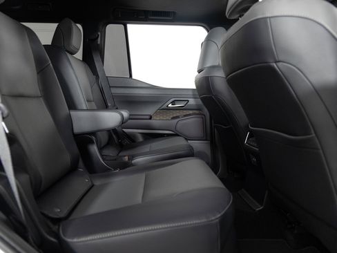 Used 2025 Lexus GX 550 image 35