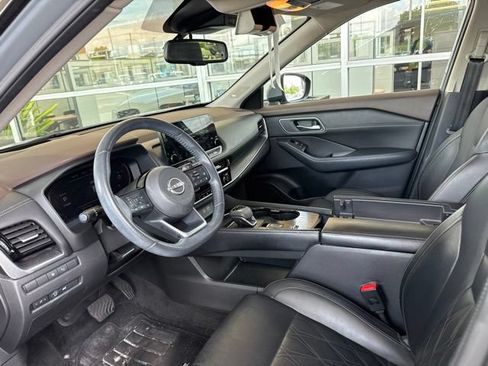 Used 2023 Nissan Rogue Platinum w/ Platinum Premium Package FWD image 10