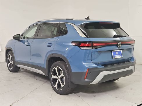 New 2026 Volkswagen Tiguan SE image 4