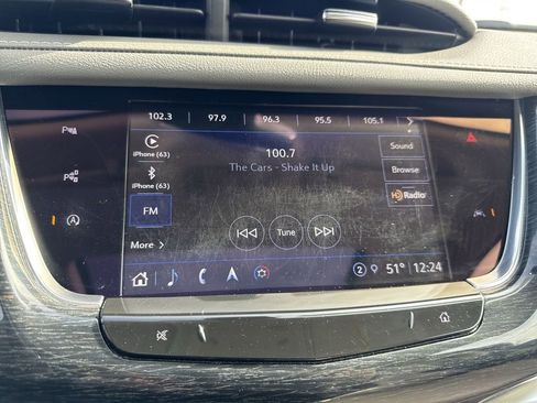 Used 2023 Cadillac XT6 Premium Luxury w/ Technology Package image 16