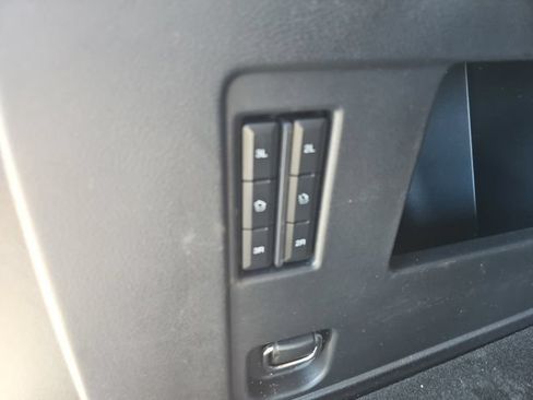 Used 2023 Ford Expedition Limited AWD/4WD image 16