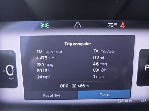 Used 2023 Volvo XC60 B5 Plus image 21