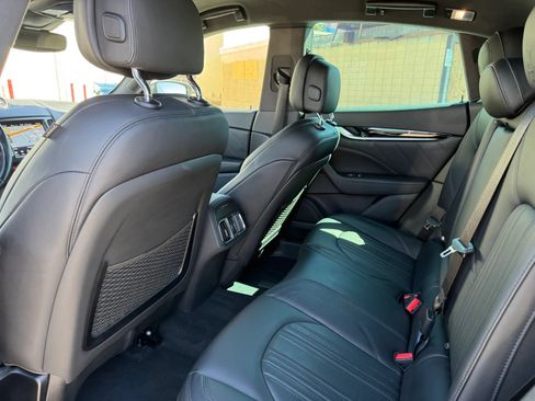 Used 2019 Maserati Levante AWD/4WD image 14