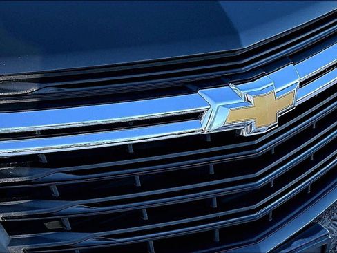 Used 2024 Chevrolet Equinox LT image 29