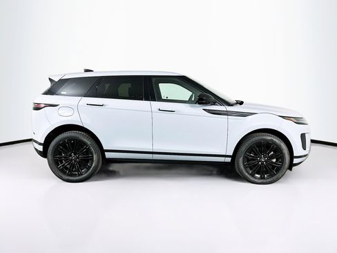 Used 2025 Land Rover Range Rover Evoque S image 10