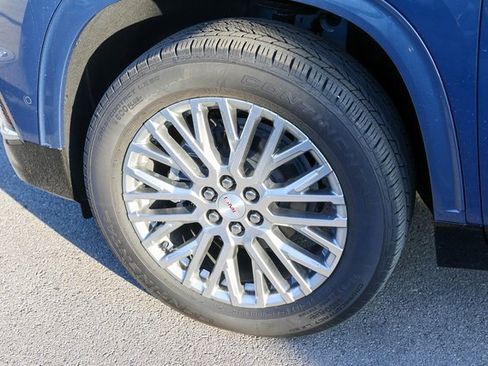 New 2026 GMC Acadia Denali w/ Super Cruise Package image 5