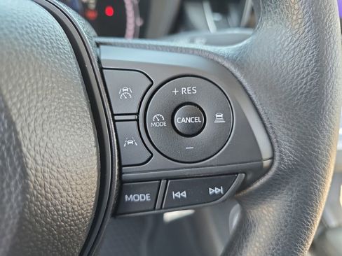 Used 2026 Toyota Corolla LE FWD image 19