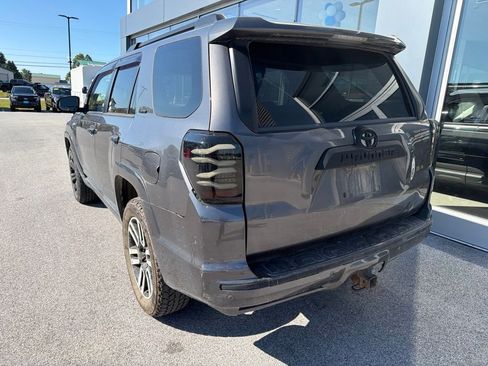 Used 2015 Toyota 4Runner Limited AWD/4WD image 11