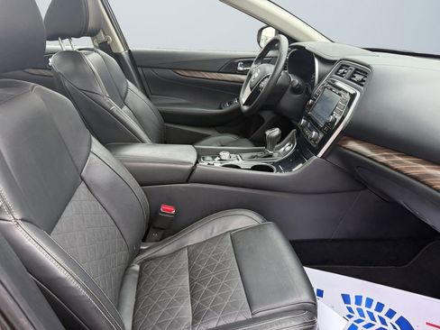 Used 2017 Nissan Maxima Platinum image 15