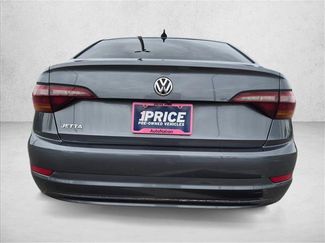 Used 2019 Volkswagen Jetta SEL FWD video 4