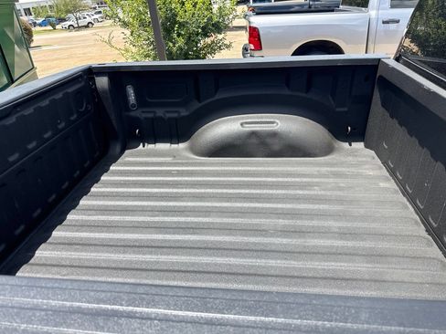Used 2020 RAM 1500 Limited w/ Body Color Bumper Group AWD/4WD image 4