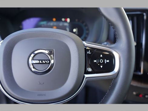 New 2025 Volvo XC60 B5 Plus w/ Climate Package image 12