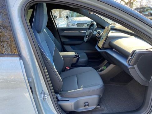 New 2026 Volvo EX30 Plus image 17