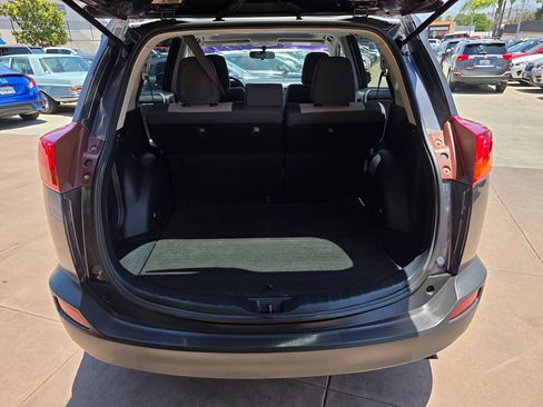Used 2015 Toyota RAV4 XLE FWD image 19