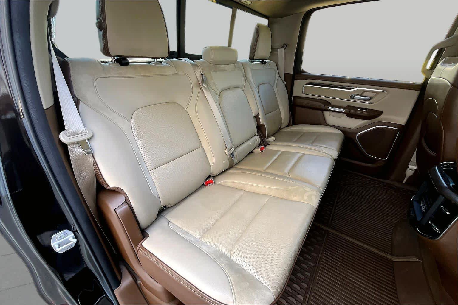 Used 2021 RAM 1500 Laramie w/ Laramie Southwest Edition RWD image 18