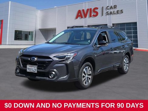 Used 2025 Subaru Outback Premium AWD/4WD image 1