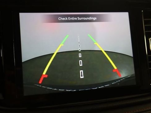 Used 2025 Dodge Durango GT AWD/4WD image 46