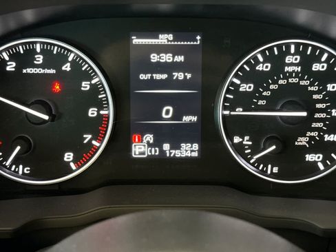 Used 2025 Subaru Forester Premium AWD/4WD image 27